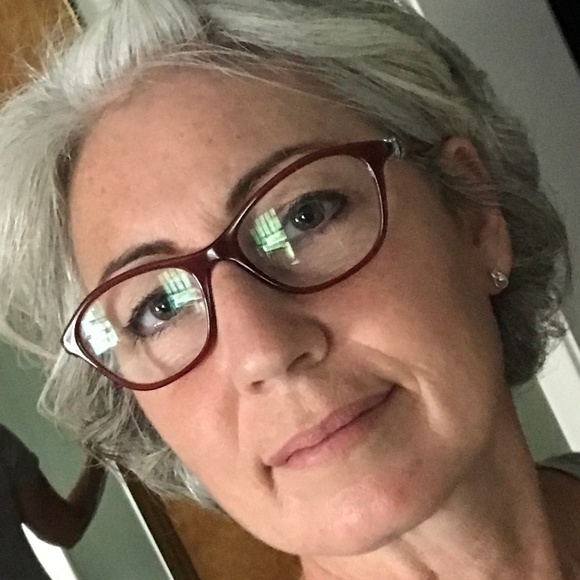 Meet your Posher, Cheri - Picture 7 of 8